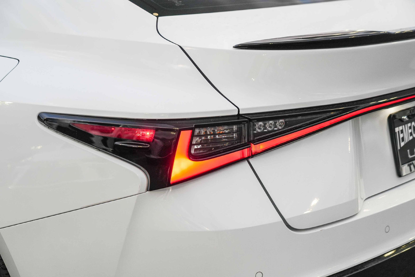 Certified 2022 Lexus IS 350 F Sport w/ Navigation Package RWD image 10