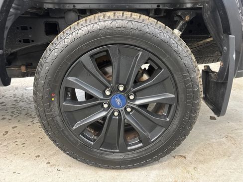 Used 2019 Ford F150 Lariat w/ Equipment Group 502A Luxury AWD/4WD image 30