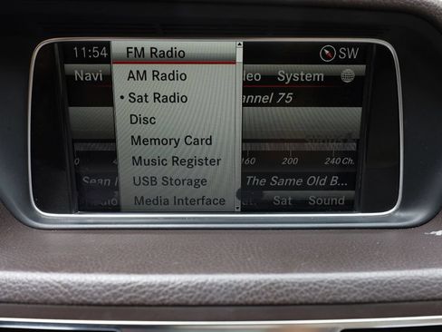 Used 2014 Mercedes-Benz E 350 Cabriolet image 38