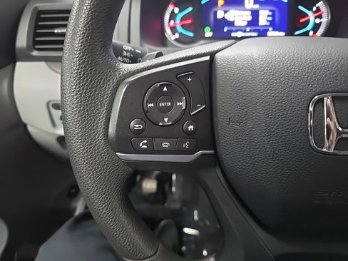 Used 2021 Honda Pilot EX image 19