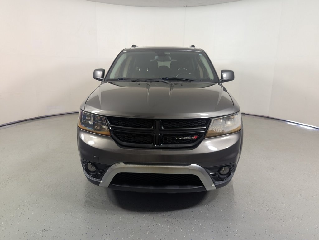 Used 2020 Dodge Journey Crossroad FWD image 2