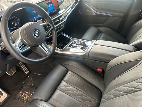Used 2025 BMW X5 M60i AWD/4WD image 11