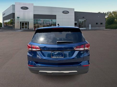 Used 2023 Chevrolet Equinox LT FWD image 10