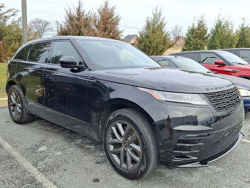 Used 2026 Land Rover Range Rover Velar Dynamic SE image 3