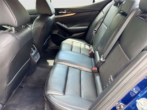 Used 2023 Nissan Maxima SL FWD image 26