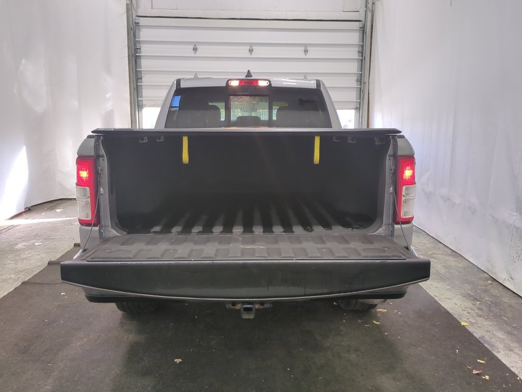 Used 2022 RAM 1500 Big Horn AWD/4WD image 17