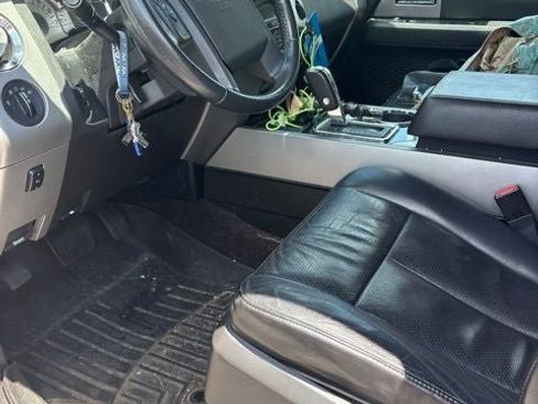 Used 2013 Ford Expedition EL Limited AWD/4WD image 20
