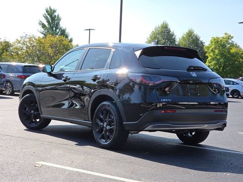 Certified 2024 Honda HR-V Sport image 22