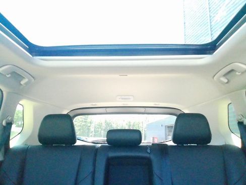 New 2025 Nissan Rogue SL w/ Tech Package image 34