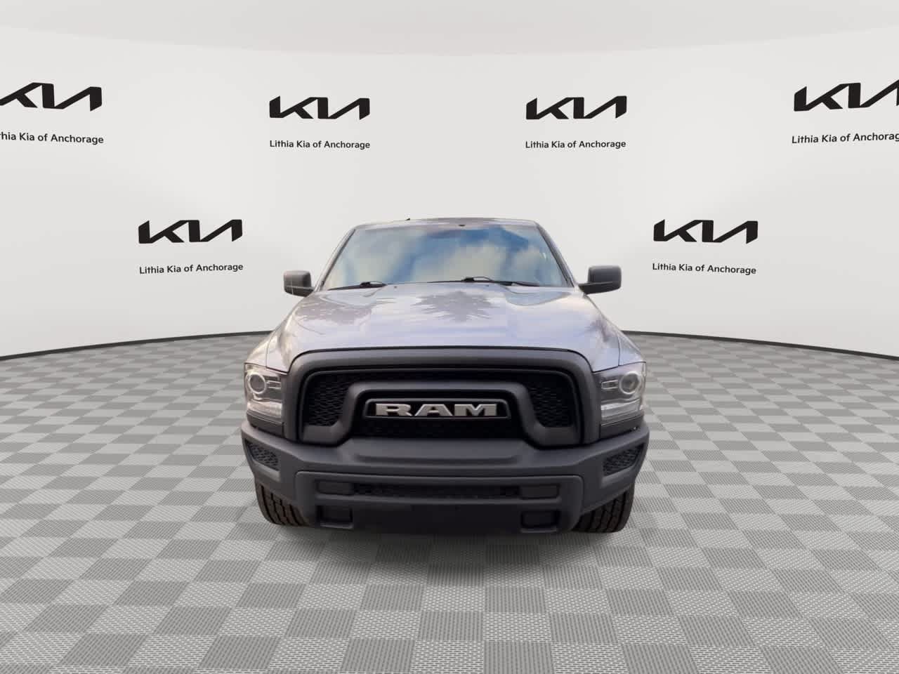 Used 2024 RAM 1500 Warlock AWD/4WD image 3