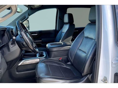 Used 2020 Chevrolet Silverado 2500 LTZ w/ LTZ Plus Package image 17