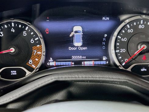 Used 2022 Jeep Renegade Latitude image 12