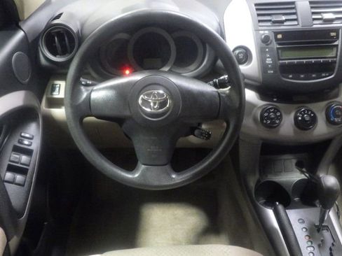 Used 2007 Toyota RAV4 2WD image 9