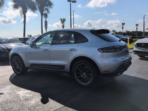 Used 2024 Porsche Macan Turbo AWD/4WD image 6