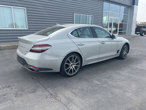 Used 2025 Genesis G70 2.5T image 5