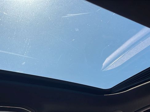 Used 2025 Jeep Grand Cherokee Altitude image 30