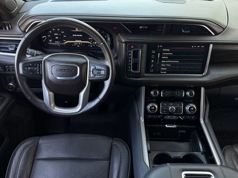 Used 2022 GMC Yukon Denali AWD/4WD image 12