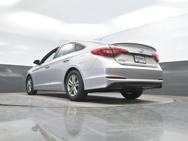 Used 2015 Hyundai Sonata SE FWD image 33