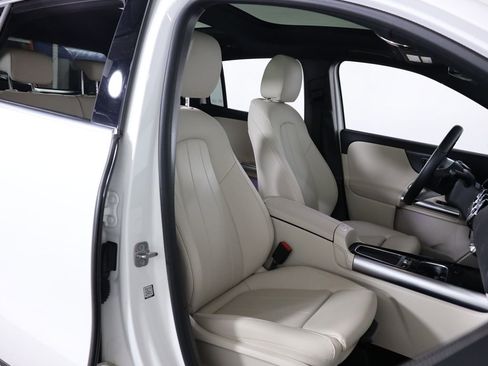 Used 2025 Mercedes-Benz GLA 250 GLA 250 image 51