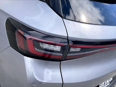 Used 2023 Volkswagen ID.4 Pro RWD image 27