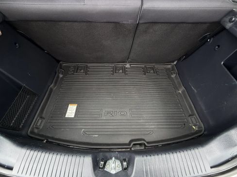 Used 2013 Kia Rio LX w/ PWR Pkg FWD image 8