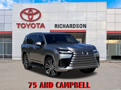 Used 2023 Lexus LX 600 4WD w/ Luxury Package