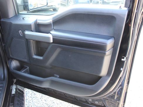 Used 2016 Ford F150 XLT w/ Equipment Group 302A Luxury image 23