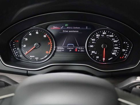 Used 2023 Audi Q5 2.0T Premium w/ Convenience Package image 21