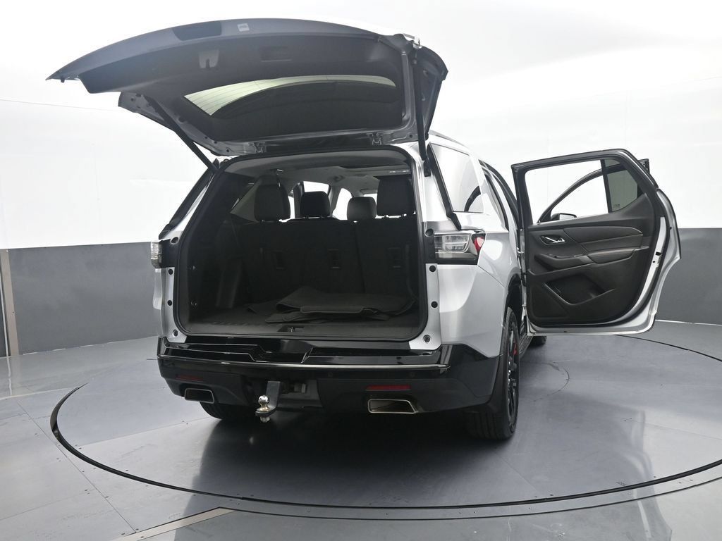 Used 2021 Chevrolet Traverse Premier w/ Redline Edition FWD image 88
