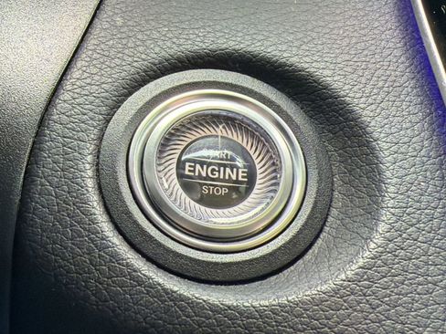 Used 2022 Mercedes-Benz GLC 300 4MATIC image 26