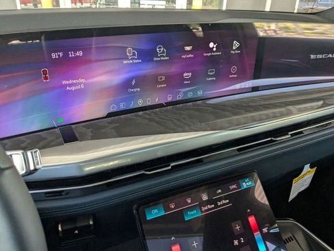 New 2025 Cadillac Escalade IQ Luxury 2 image 52