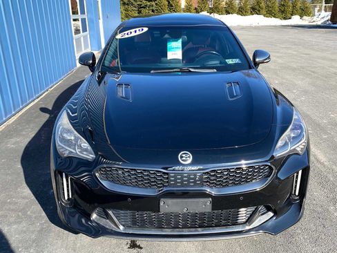Used 2019 Kia Stinger GT2 image 11