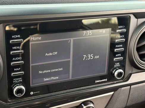 Used 2020 Toyota Tacoma SR w/ SR Convenience Package image 22