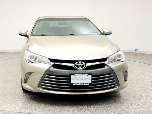 Used 2017 Toyota Camry XLE w/ Moonroof Package FWD image 2
