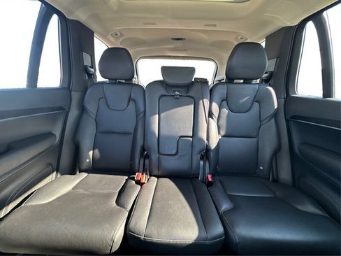 Used 2016 Volvo XC90 T6 Momentum w/ Momentum Plus Package image 67