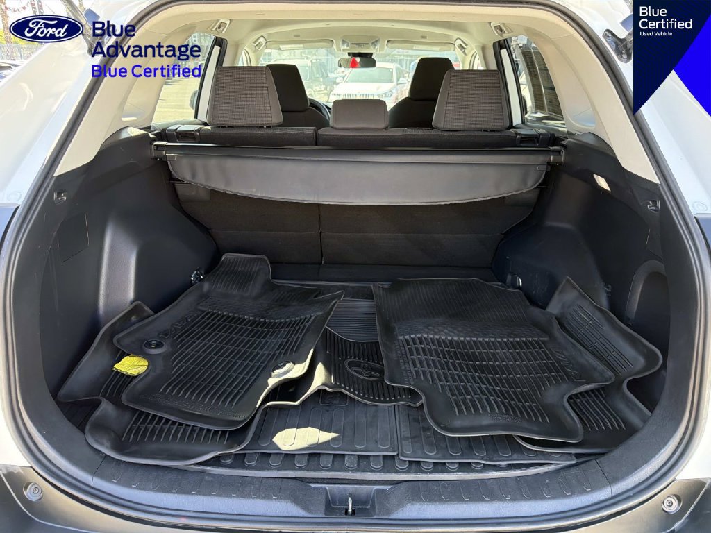 Used 2024 Toyota RAV4 LE AWD/4WD image 7