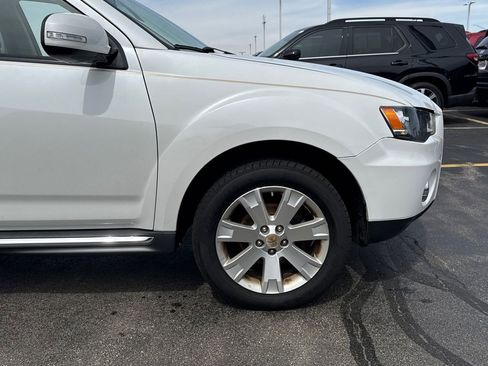 Used 2013 Mitsubishi Outlander SE AWD/4WD image 15