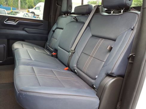 Used 2024 Chevrolet Silverado 3500 High Country w/ High Country Premium Package AWD/4WD image 18