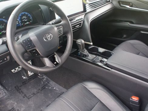 Certified 2025 Toyota Camry XSE FWD image 14