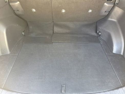 Used 2022 Toyota RAV4 XLE image 11