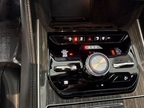 Used 2022 Jeep Wagoneer Series III image 20