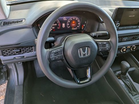Used 2024 Honda Accord LX image 18