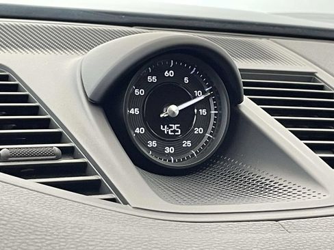 Certified 2025 Porsche Panamera 4 AWD/4WD image 40