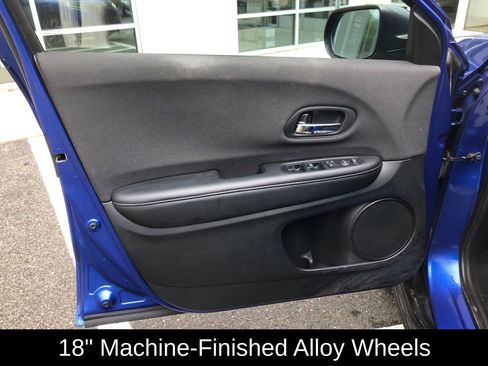 Used 2019 Honda HR-V Sport image 12
