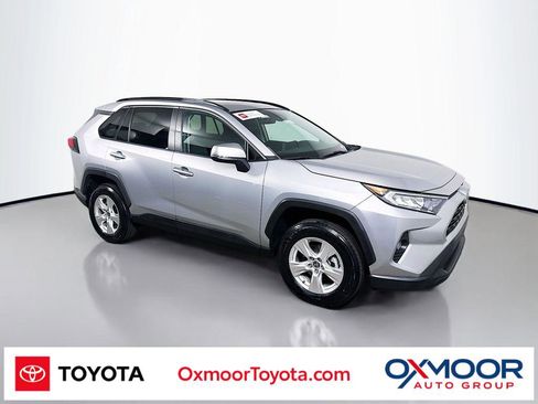 Certified 2021 Toyota RAV4 XLE w/ Convenience Package FWD image 1