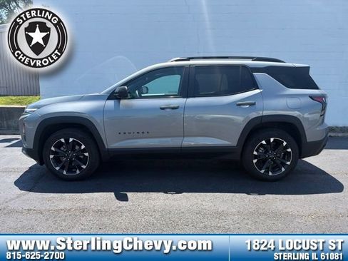 Used 2026 Chevrolet Equinox RS w/ Safety and Technology Package AWD/4WD image 2