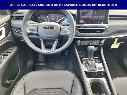 New 2026 Jeep Compass Latitude image 6