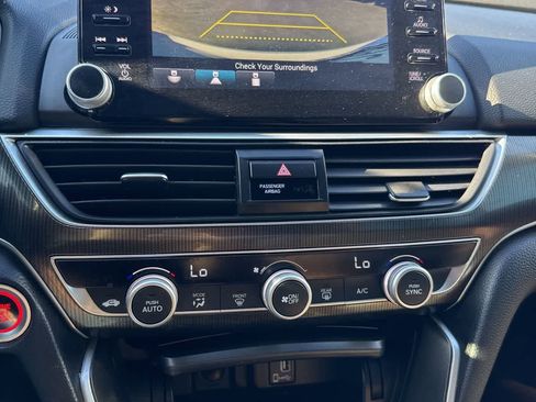 Used 2019 Honda Accord Sport image 8