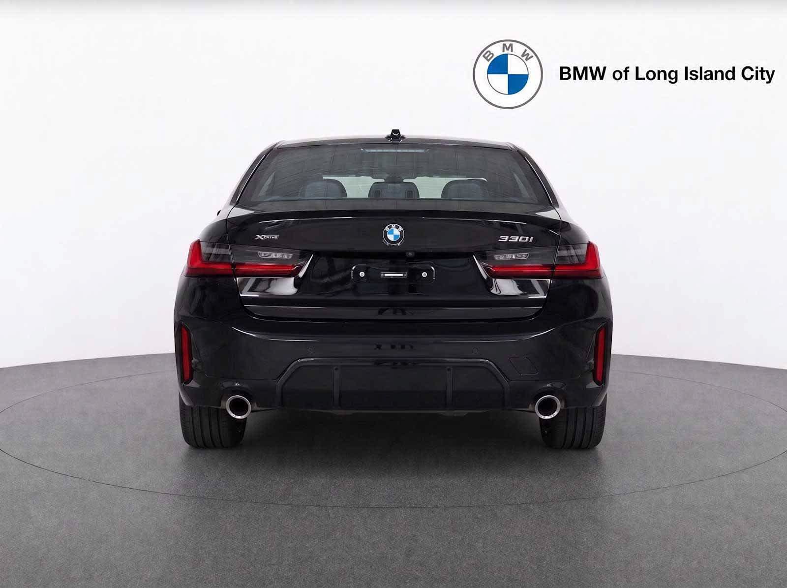 New 2026 BMW 330i xDrive Sedan w/ Premium Package AWD/4WD image 6