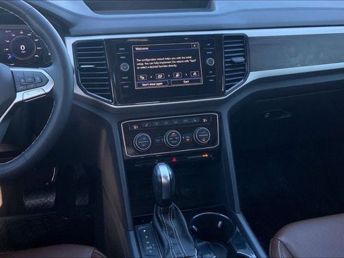 Used 2022 Volkswagen Atlas SE FWD image 7